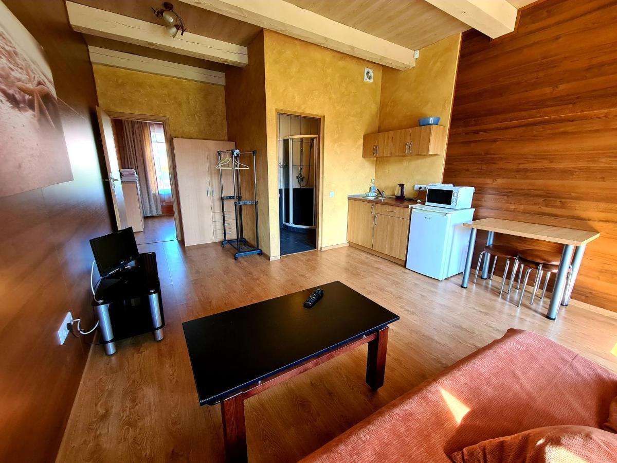 Aparthotel Pajurio Vingis à Palanga Extérieur photo